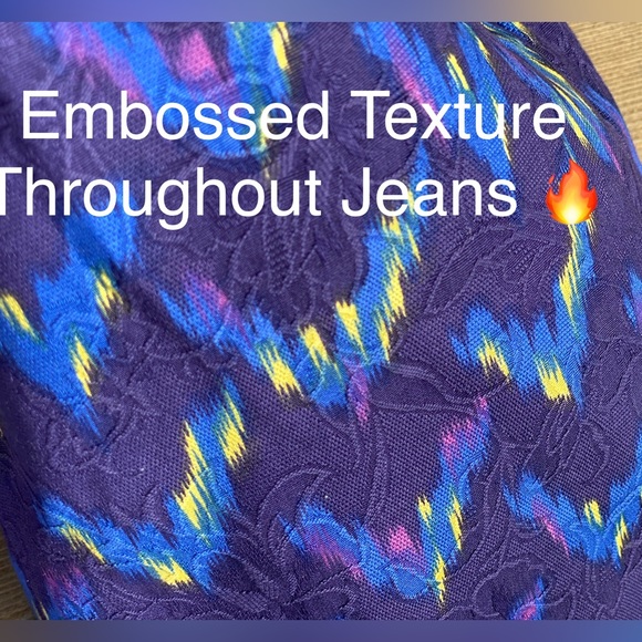 Womens Limited Funky Embossed Jeans! Brand NEW! Size 8/ 30-31”waist🔥Lightweight - Picture 5 of 16